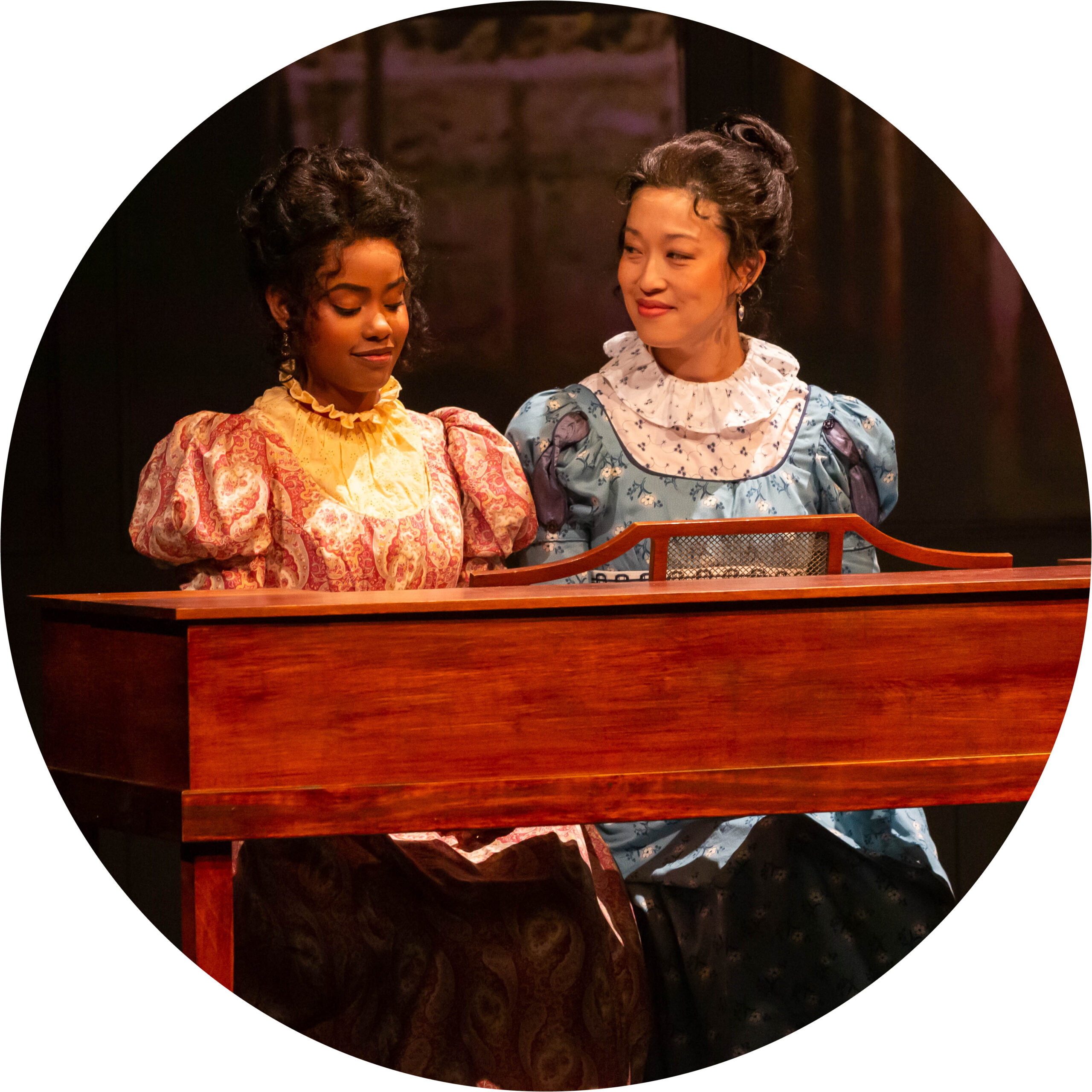 –Olivia S, patron and volunteer headshot.